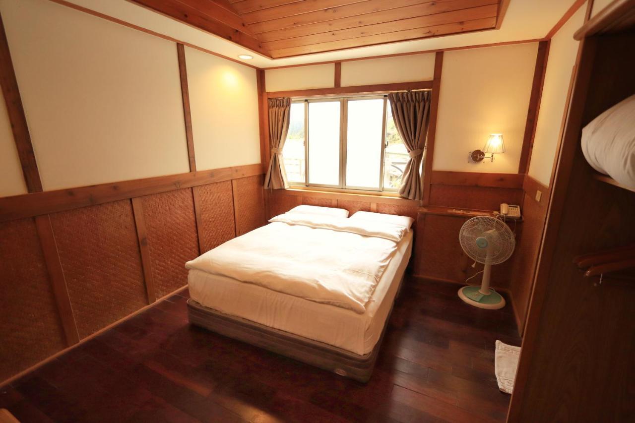 Fenchihu Hotel Bagian luar foto