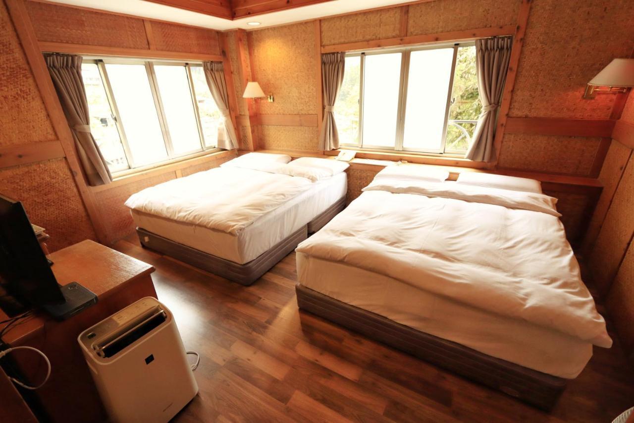 Fenchihu Hotel Bagian luar foto